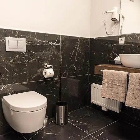 فندق The Outlet ميتسنغن